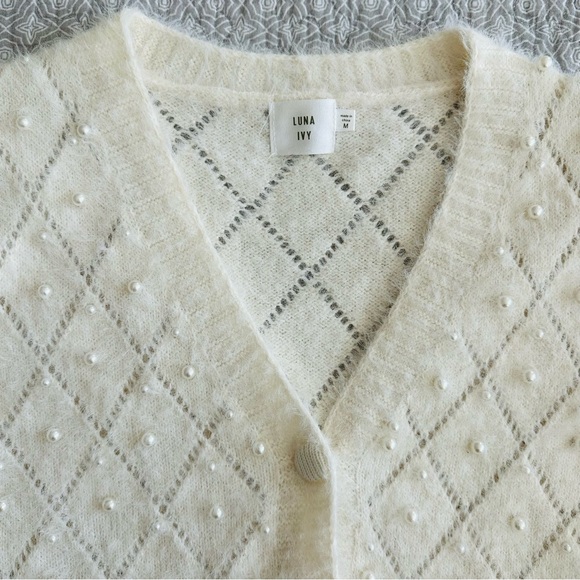 LUNA IVY Diamond Pattern Cardigan Sweater Pearls Beaded Fuzzy Coquette Size M - Picture 5 of 11